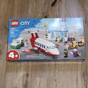Lego 60261 Central Airport Airplane
